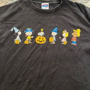 Peanuts Halloween shirt